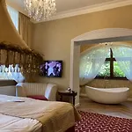 Bohema Boutique & Готель 5*