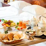 Bohema Boutique & Готель 5*