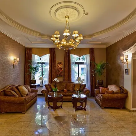 Bohema Boutique & 5*
