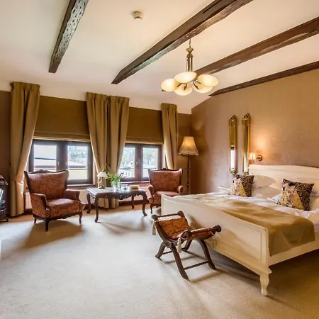 Bohema Boutique & Hotel