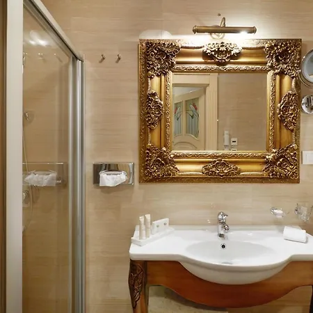 Bohema Boutique & 5*