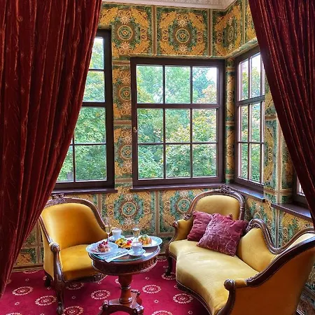 Hotel Bohema Boutique & 5*