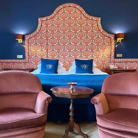 Bohema Boutique & 5* Μπίντγκοστς