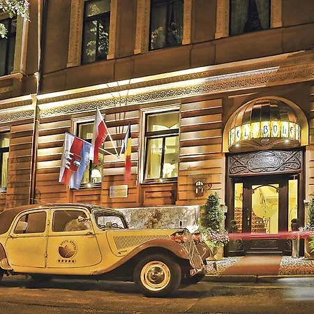 Bohema Boutique & 5*