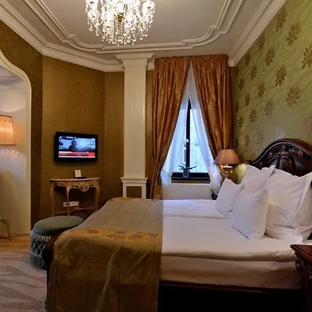 Bohema Boutique & 5* Μπίντγκοστς