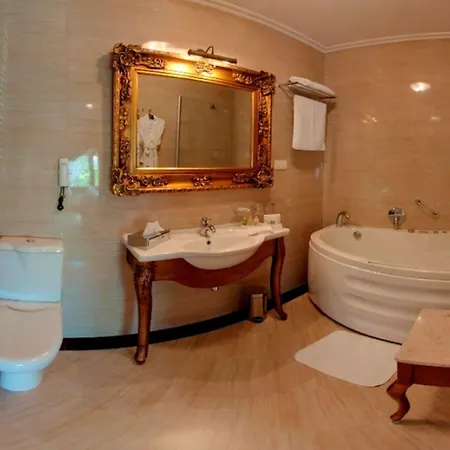 Hotel Bohema Boutique & 5*