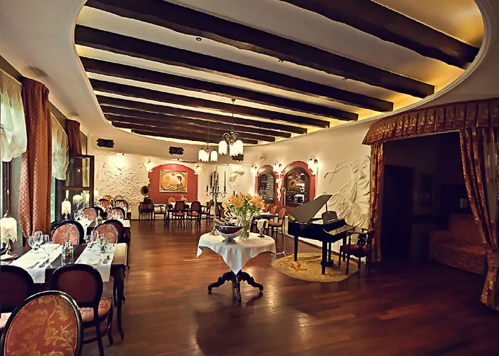 Bohema Boutique & Hotel